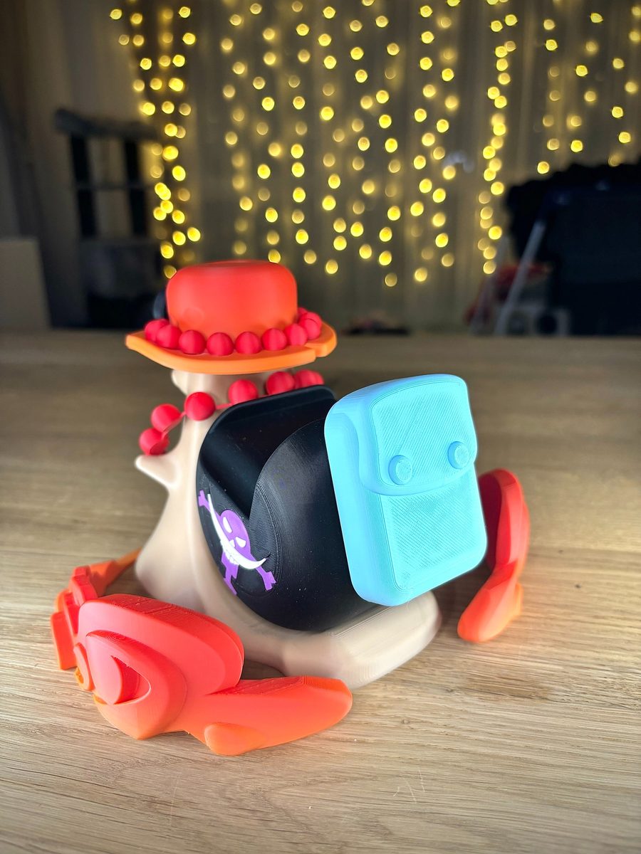 Ace Snail- Controller Stand — photo 2